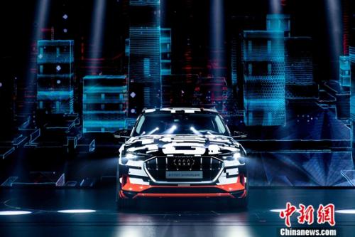 奥迪首款纯电动量产车型、首款纯电动SUV——奥迪e-tron完成中国首秀
